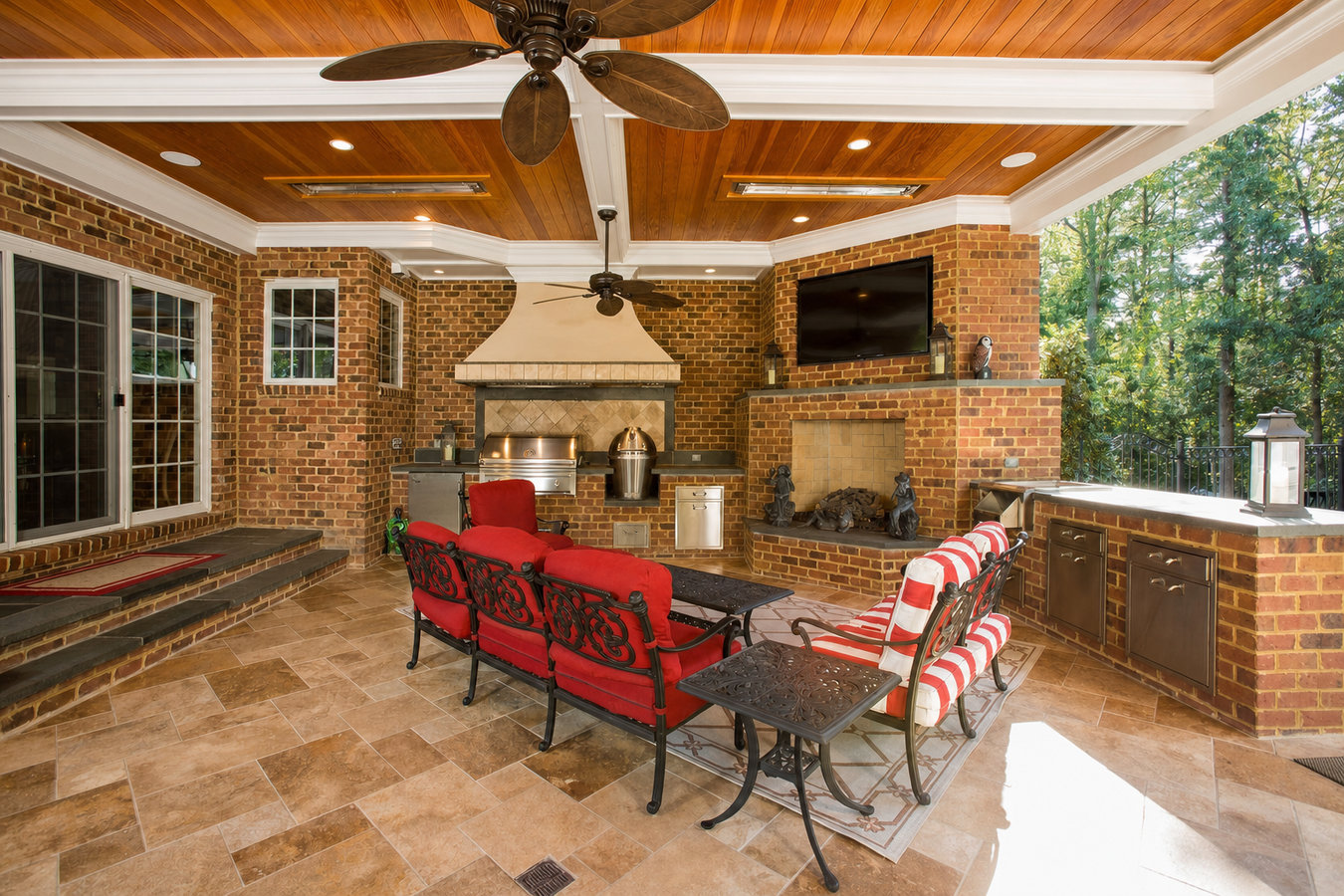 Outdoor kitchen decks